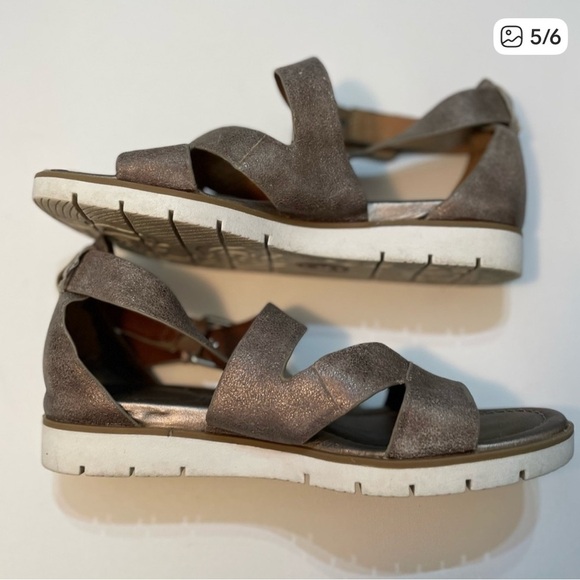 Sofft Strappy Metallic Gray Sandals Size 8M SB-1 - Picture 5 of 7